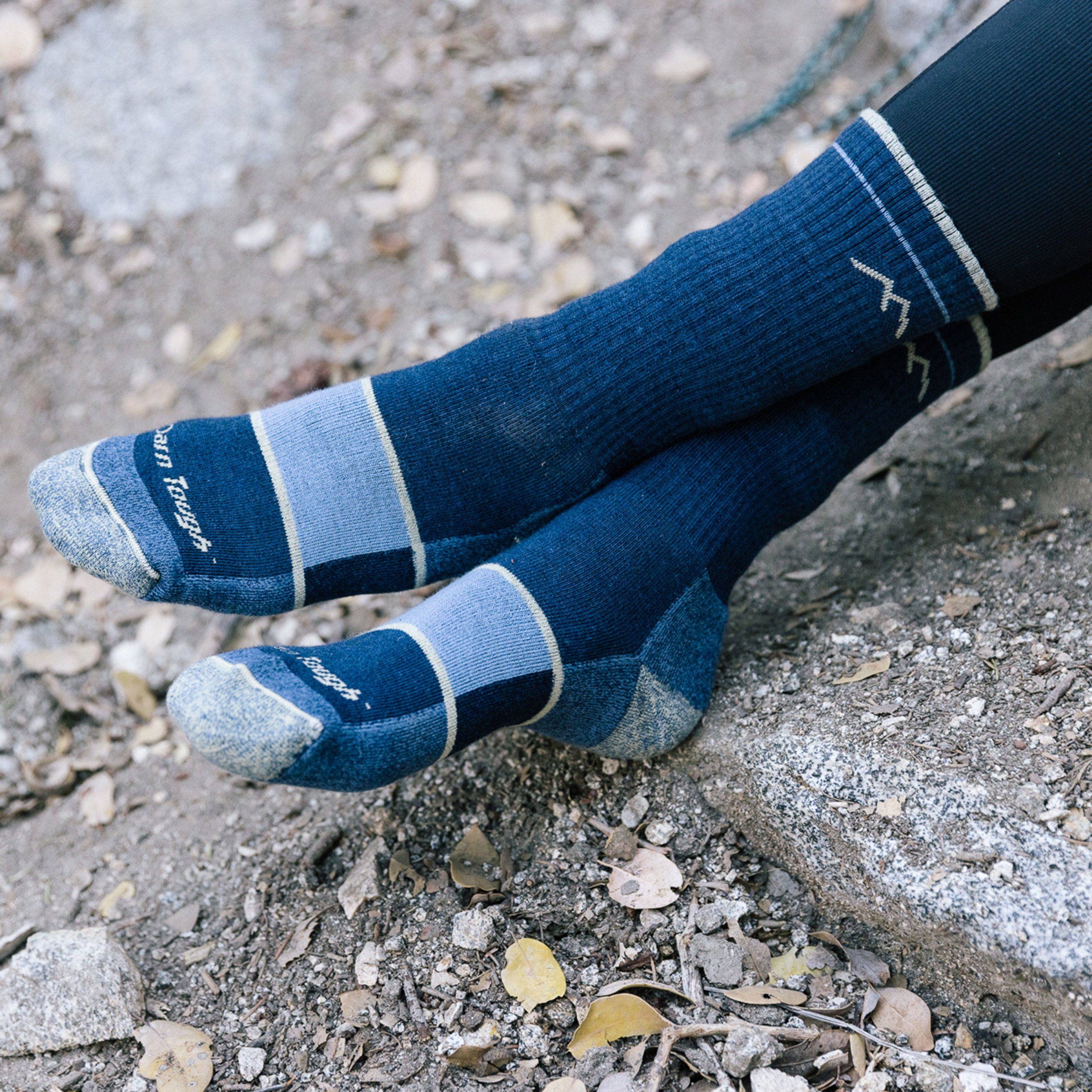 Women's Hiker Boot Full Cushion Midweight Hiking Socks - Image 4